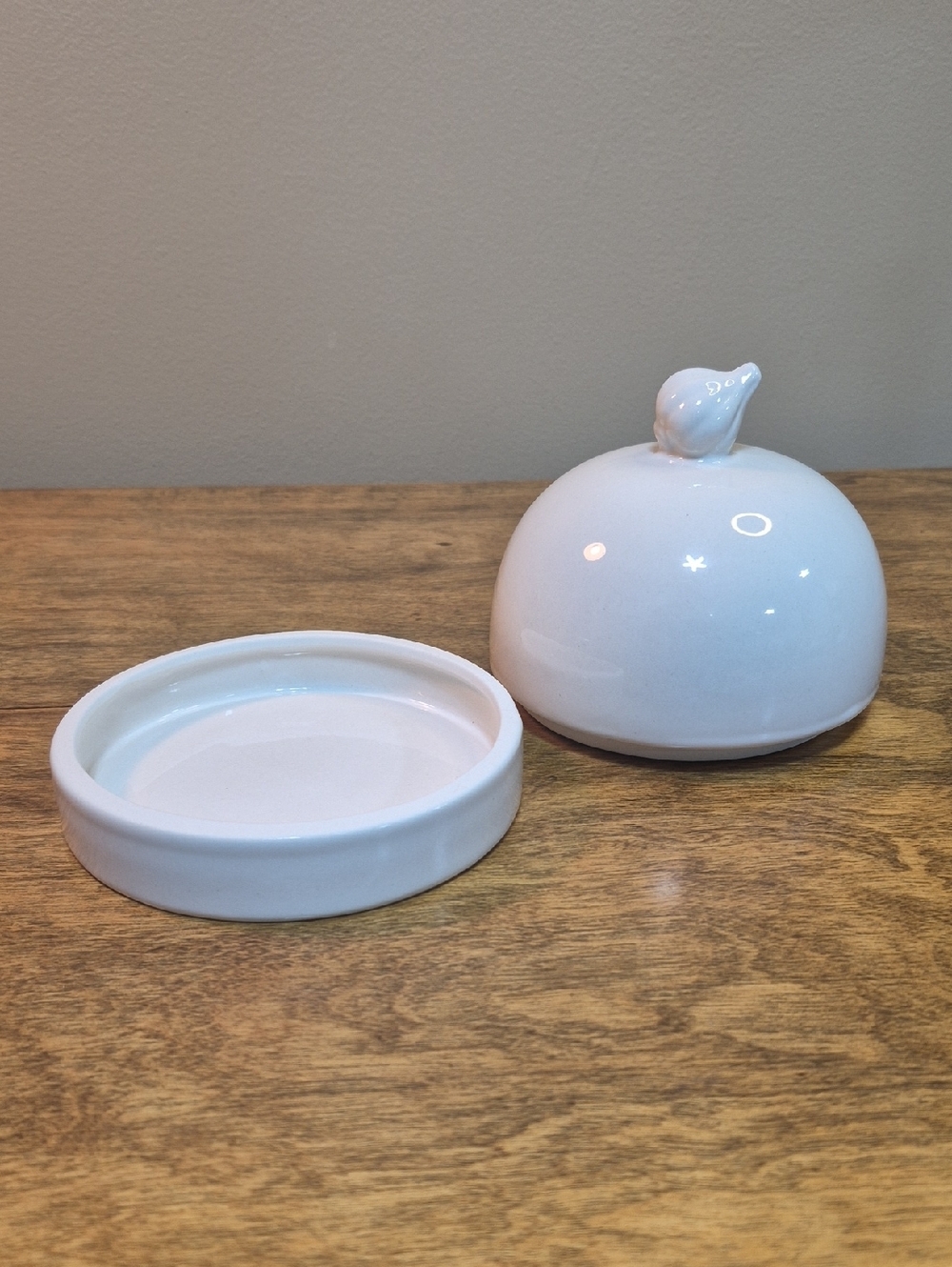 AVON Ceramic Garlic Baker Bakeware/Garlic Storage/Kitchen Decor - Picture 6 of 12